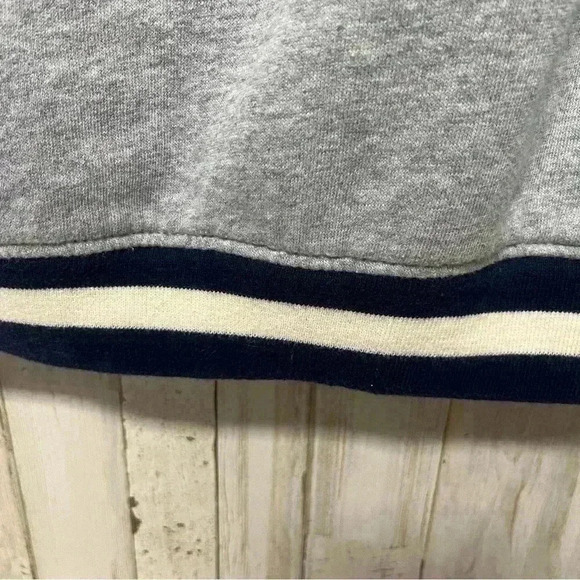 2022 Disney Parks Walt Disney World Mickey Sweatshirt Hoodie/Adult Small - Picture 7 of 7